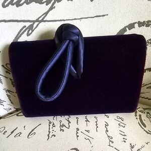 Valerie Stevens SMALL Purple Velour Evening Bag with rope strap EUC